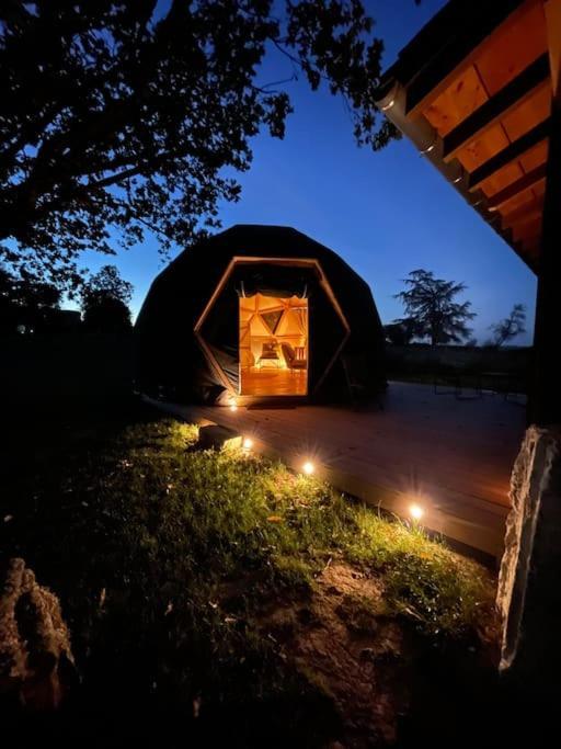 Dome Insolite Cedre Jacuzzi Et Petits Dejeuners Inclus Lagraulet-du-Gers المظهر الخارجي الصورة