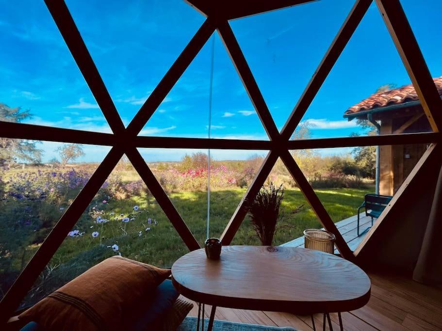 Dome Insolite Cedre Jacuzzi Et Petits Dejeuners Inclus Lagraulet-du-Gers المظهر الخارجي الصورة